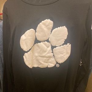 Tiger paw black long sleeve